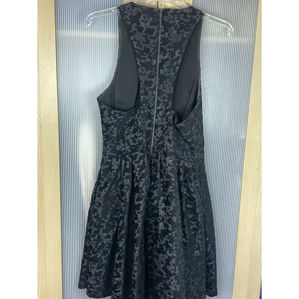 Banana Republic Racerback Fit-Flare‎ Dress Sz 6 Party Wedding Goth Pleated - Picture 5 of 7